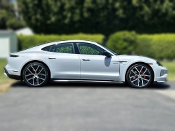 Porsche Taycan 4S Black Edition AWD 2026