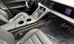 Porsche Taycan 4S Black Edition AWD 2026