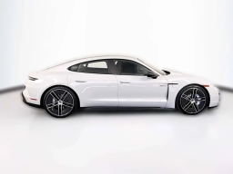 Porsche Taycan Turbo AWD 2025