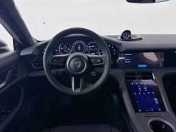 Porsche Taycan Turbo AWD 2025