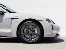 Porsche Taycan Turbo AWD 2025