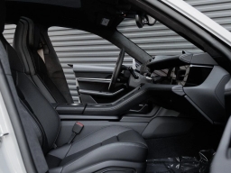 Porsche Taycan Turbo AWD 2025