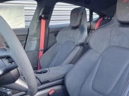 Porsche Taycan GTS AWD 2026