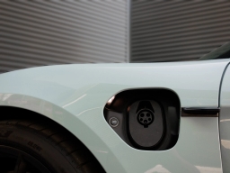 Porsche Taycan GTS AWD 2025