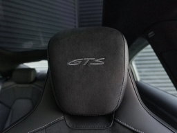 Porsche Taycan GTS AWD 2025