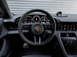 Porsche Taycan GTS AWD 2025