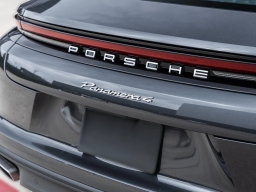 Porsche Panamera 4 E-Hybrid AWD 2026