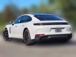 Porsche Panamera 4 E-Hybrid AWD 2025