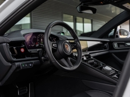 Porsche Panamera 4 E-Hybrid AWD 2026