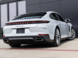 Porsche Panamera 4 E-Hybrid AWD 2026