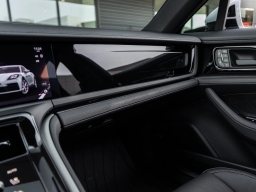 Porsche Panamera 4 E-Hybrid AWD 2026