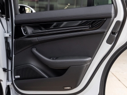 Porsche Panamera 4 E-Hybrid AWD 2026