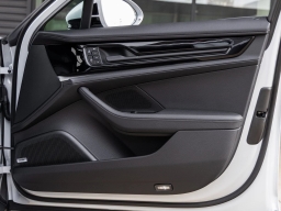 Porsche Panamera 4 E-Hybrid AWD 2026
