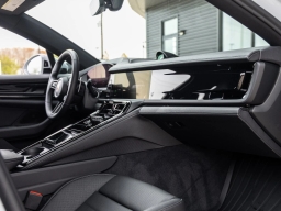 Porsche Panamera 4 E-Hybrid AWD 2026