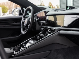 Porsche Panamera 4 E-Hybrid AWD 2026