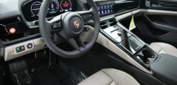 Porsche Panamera 4 E-Hybrid AWD 2026