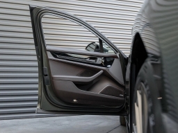 Porsche Panamera Turbo E-Hybrid AWD 2026