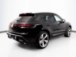 Porsche Macan T AWD 2025