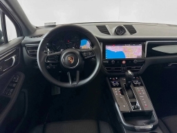 Porsche Macan T AWD 2025