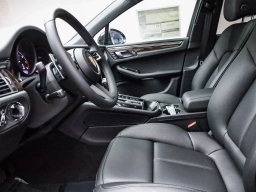 Porsche Macan T AWD 2026