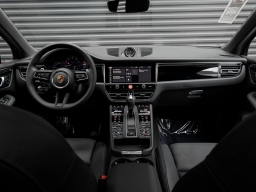 Porsche Macan T AWD 2025