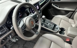 Porsche Macan T AWD 2026
