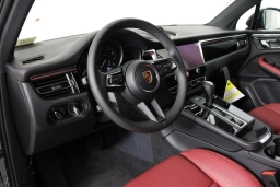Porsche Macan T AWD 2026