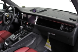 Porsche Macan T AWD 2026