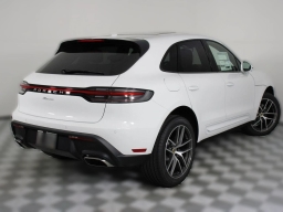 Porsche Macan T AWD 2026