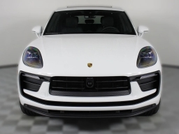 Porsche Macan T AWD 2026