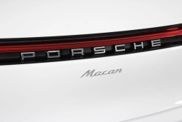 Porsche Macan T AWD 2026