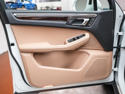 Porsche Macan T AWD 2026