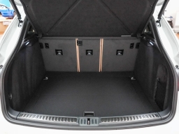 Porsche Macan T AWD 2026