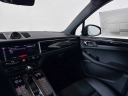 Porsche Macan T AWD 2025