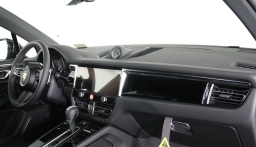 Porsche Macan T AWD 2026