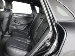 Porsche Macan T AWD 2026