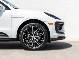 Porsche Macan T AWD 2026
