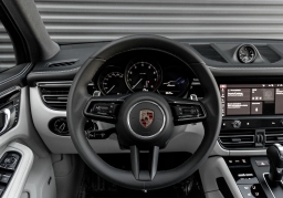 Porsche Macan T AWD 2026