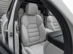 Porsche Macan T AWD 2026
