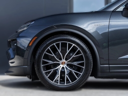 Porsche Macan Electric 4 AWD 2026