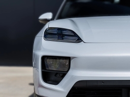 Porsche Macan Electric 4 AWD 2026
