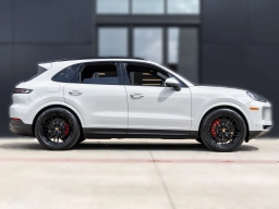 Porsche Cayenne S AWD 2026