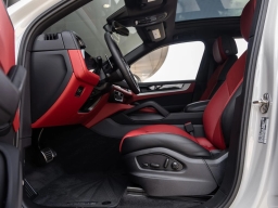 Porsche Cayenne S AWD 2026