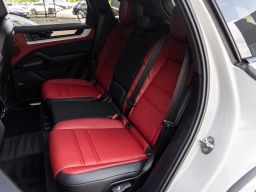Porsche Cayenne S AWD 2026