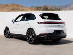 Porsche Cayenne S AWD 2025