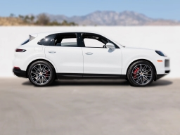 Porsche Cayenne S AWD 2025