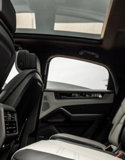 Porsche Cayenne E-Hybrid Coupe AWD 2026