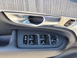 Volvo XC90 Plug-In Hybrid Ultra T8 AWD 6-Seater 2025