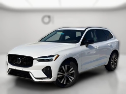 Volvo XC60 Core B5 AWD 2025