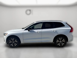 Volvo XC60 Core B5 AWD 2025